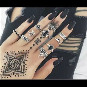 ♟ NWOT Ring Retro Combination Ring set